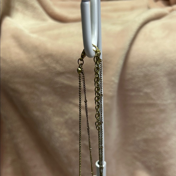 Gold and Crystal Pendant Necklace - Picture 2 of 3